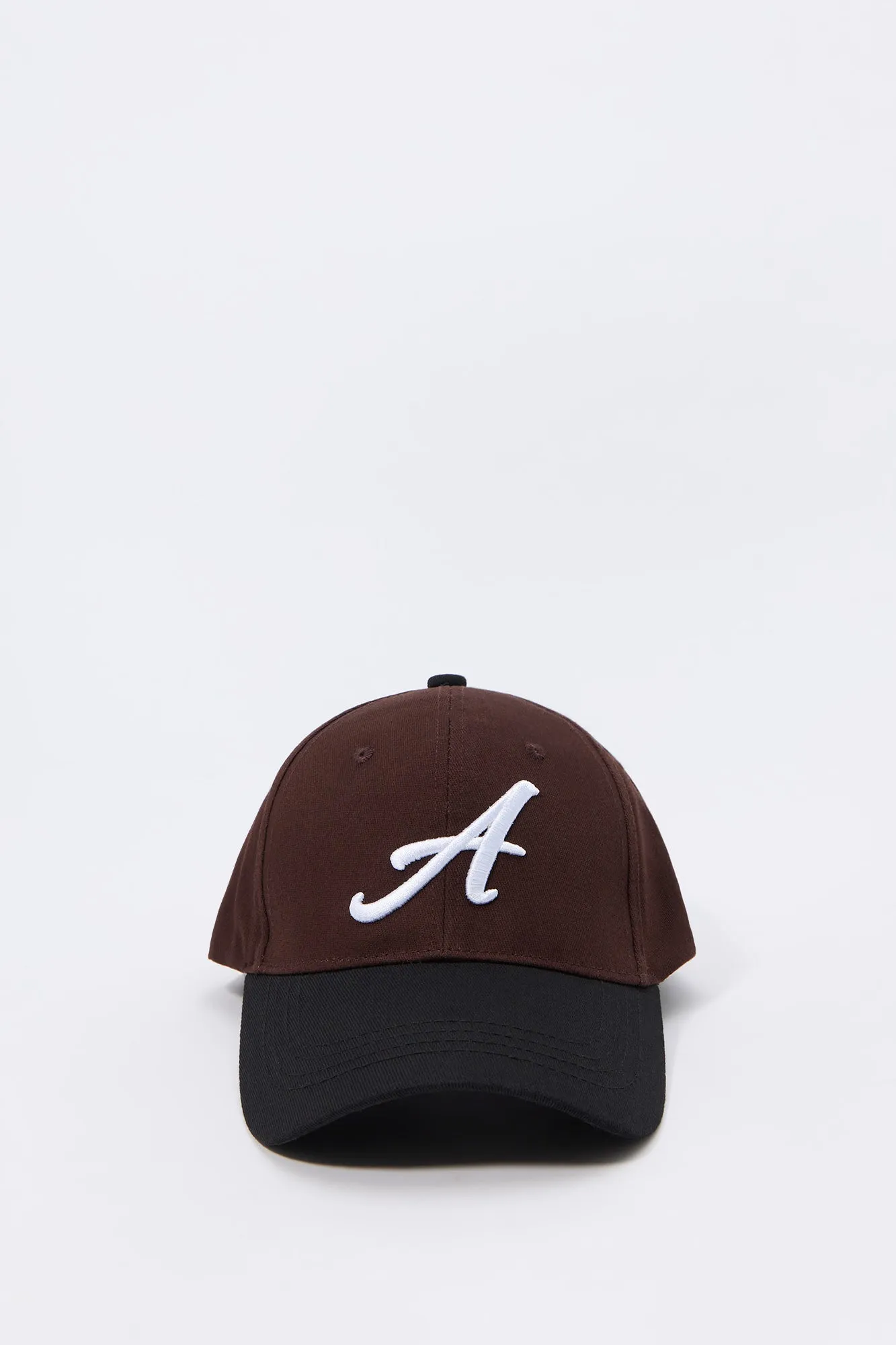Casquette de baseball deux-tons avec motif brodé City
