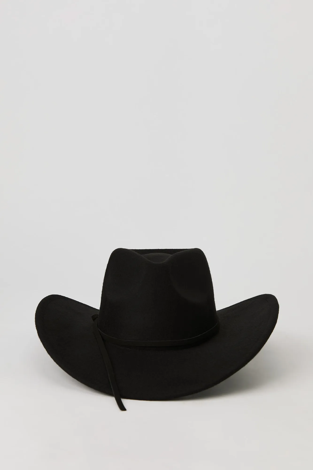 Chapeau de cowboy avec liséré et attaches