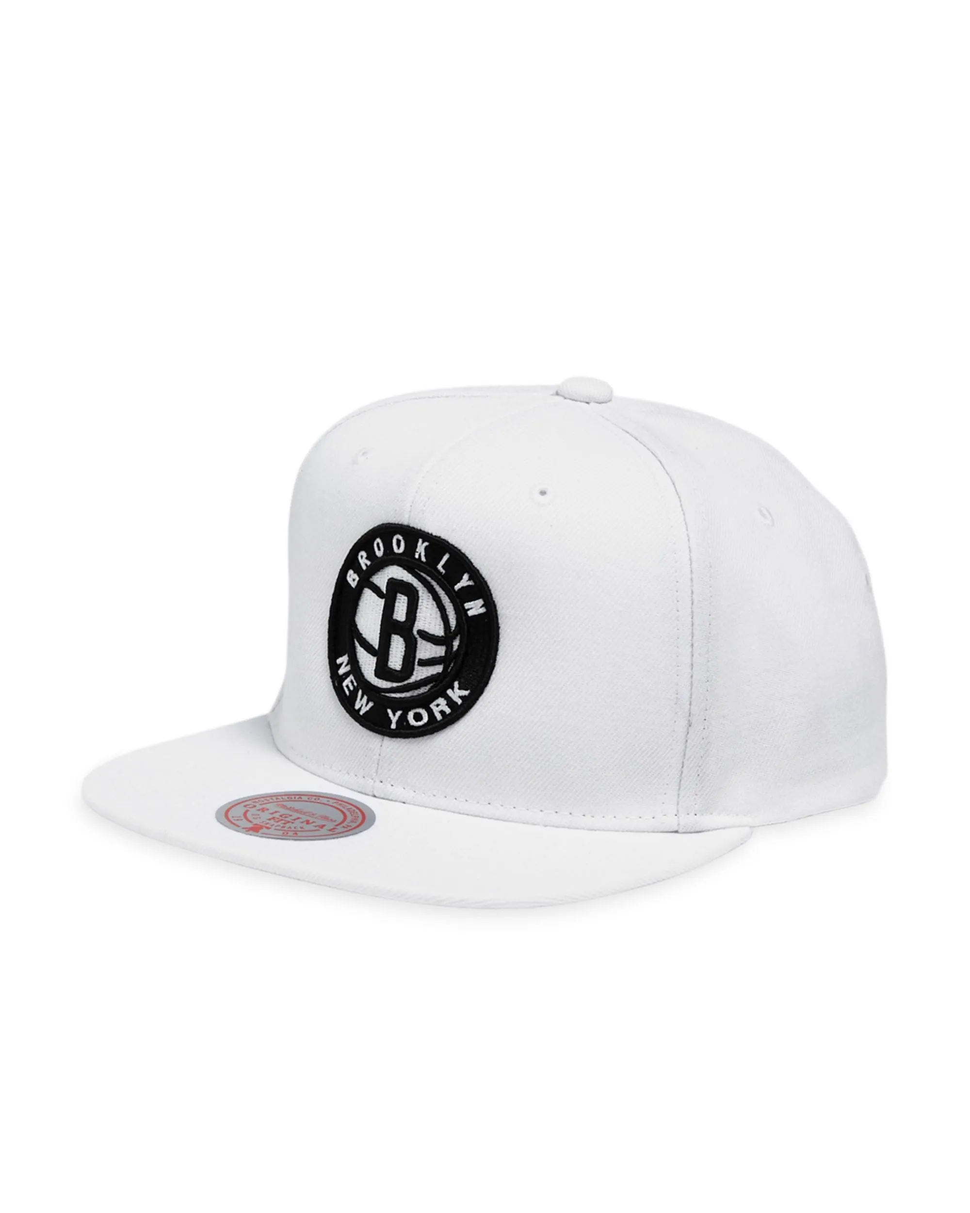 Men's Brooklyn Nets Mitchell & Ness Core Basic Snapback Hat - White