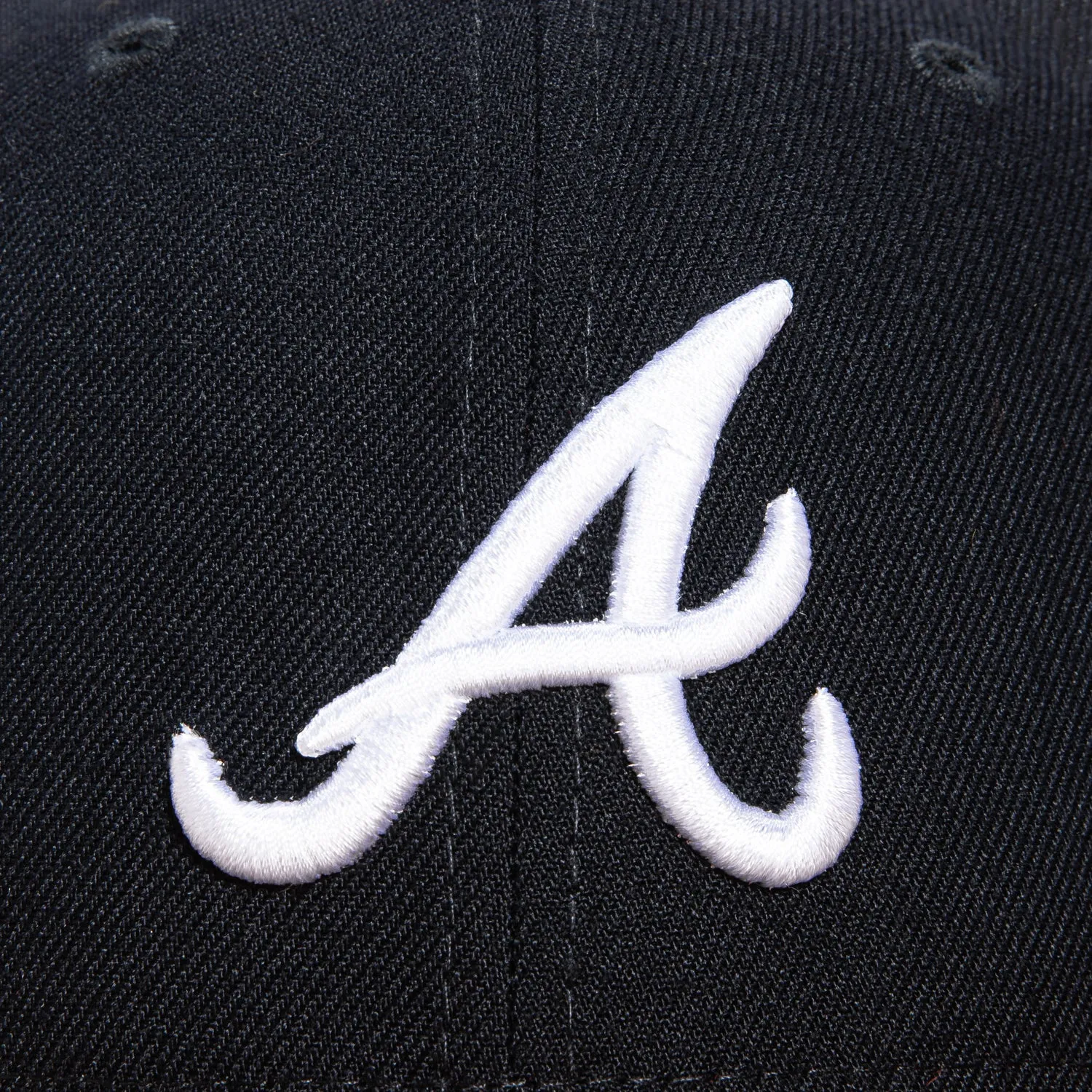 New Era 9Fifty MLB Basic Atlanta Braves Game Snapback Hat - Navy. Red
