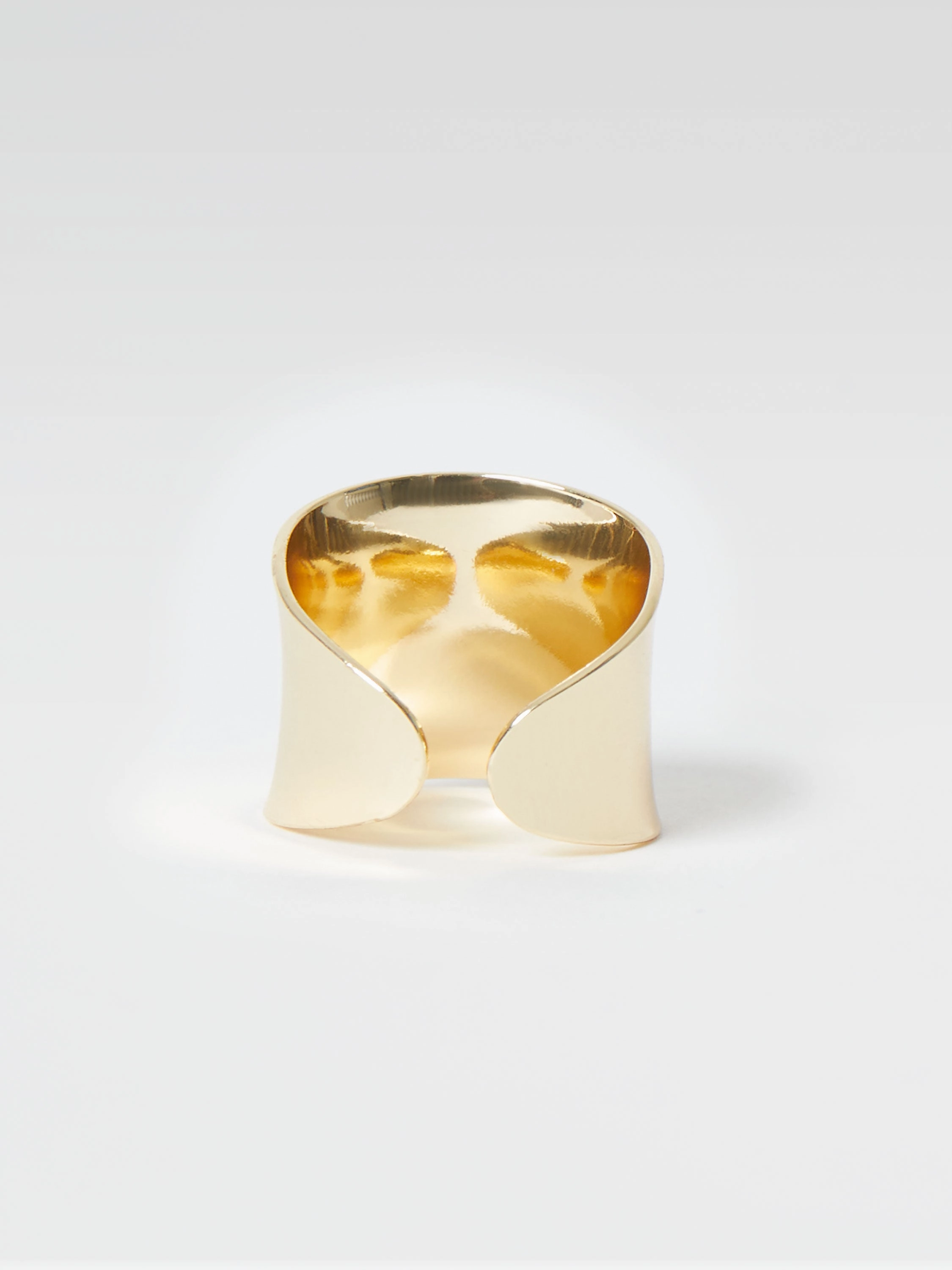 Statement Ring