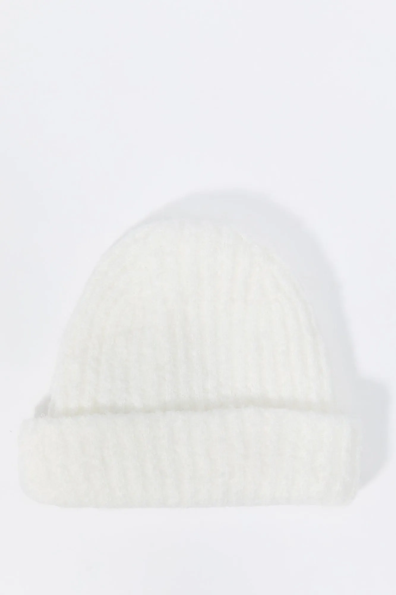 Tuque en tricot côtelé pelucheux